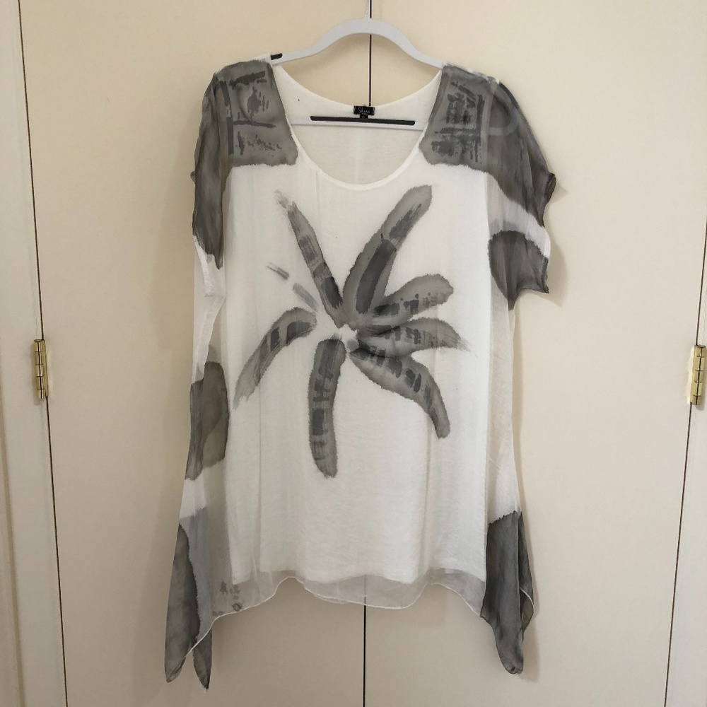NWT Shana Watercolor Asymmetrical Top - Size XL